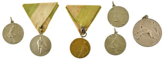 1928-1930. 6db-os bronz tenisz díjéremtétel, ebből 5db ezüstözött, 2db pedig mellszalagon (28mm, 30mm és 39mm) T:AU-VF