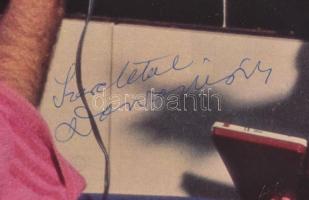 Darvas Iván, Gábor Miklós, Avar István, Molnár Antal aláírása újságlapokon