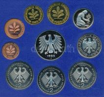 NSZK 1985J 1pf-5M (10xklf) forgalmi sor műanyag dísztokban T:PP FRG 1985J 1 Pfennig - 5 Mark (10xdif...