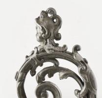 Osztrák-Magyar Monarchia, cca 1890, Amfora váza. Nagypolgári lakásból származó spiáter váza, neoroko...