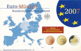 Németország 2007D 1c-2E (8xklf) + 2E &quot;Mecklenburg-Vorpommern&quot; forgalmi szett műanyag és papírtokban T:PP Germany 2007D 1 Cent - 2 Euro (8xdiff) + 2 Euro &quot;Mecklenburg-Vorpommern&quot; coin set in plastic and paper case C:PP