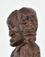 Lanba jelzéssel: Afrikai szobor. Faragott keményfa, kopással, m: 24,5 cm