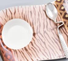 Villeroy & Boch 6 személyes exkluzív porcelán mokkás készlet, 1 hozzá való kanalakkal. Matricás,...