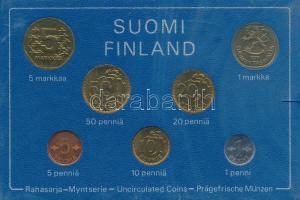 Finnország 1977. 1p-5M (7xklf) forgalmi sor plasztik tokban T:UNC a tok kissé sérült Finland 1977. 1 Penni - 5 Markka (7xdiff) coin set in plastic case C:UNC slightly damaged case