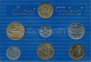 Finnország 1988. 5p-5M (6xklf) forgalmi sor + "Finn verde" zseton plasztik tokban T:UNC Finland 1988. 5 Pennia - 5 Markka (6xdiff) coin set + "Mint of Finland" token in plastic case C:UNC