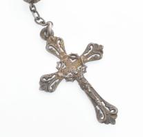 Rózsafüzér ezüst(Ag) szerelékekkel, jelzett, h: 60 cm, bruttó: 44,65 g