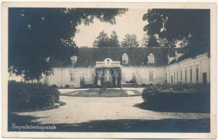 1920 Sepsikőröspatak, Kőröspatak, Valea Crisului; Kálnoky kastély / castle