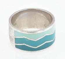 Ezüst(Ag) zománcozott gyűrű, jelzett, méret: 55, bruttó: 6,9 g