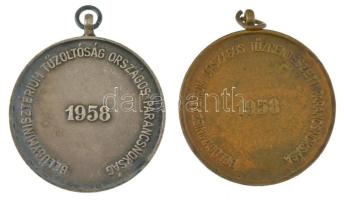 1958. "V Éves Önkéntes Tűzoltói Szolgálatért" bronz kitüntetés mellszalag nélkül + "X...