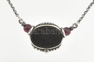 Ezüst(Ag) nyaklánc medálos középrésszel, jelzett, h: 36 cm, bruttó: 6,9 g