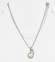 Ezüst(Ag) venezianer nyaklánc tenyésztett gyöngy függővel, jelzett, h: 36 cm, bruttó: 5,7 g