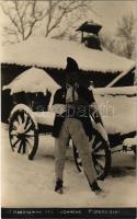 Flötenbläser / Bulgarian folklore, flute player in winter. Gr. Paskoff