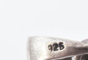 Ezüst(Ag) mozgatható végtagú mackó medál, jelzett, h: 3 cm, nettó: 7,8 g