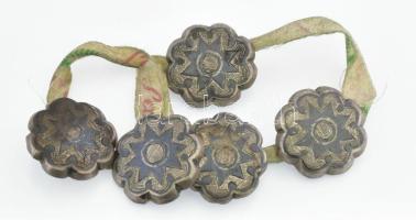 Ezüst(Ag) gombok, 5 db, jelzés nélkül, d: 2 cm, bruttó: 18,9 g