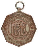 1925. "Postatakarékpénztári Tisztviselők Sportegyesülete 1903." ezüstözött bronz díjérem füllel, mellszalag nélkül, "SGA" gyártói jelzéssel, hátoldalán "1925. dec. 29." gravírozással (30mm) T:XF kopott ezüstözés