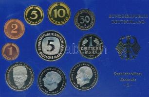 NSZK 1981G 1pf-5M (10xklf) forgalmi sor műanyag dísztokban T:PP  FRG 1981G 1 Pfennig - 5 Mark (10xdiff) coin set in plastic case C:PP