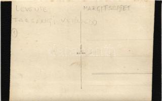 Budapest XIII. Margitsziget, Levente farsangi vetélkedő. photo (ragasztónyom / gluemarks)