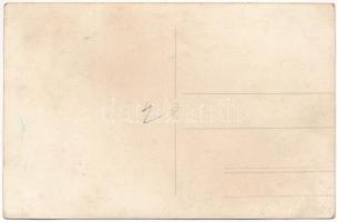 Kovászna, Covasna; Bartók Lajos vendéglős, Köröndy Lajos mészáros és hentes üzlete, borvíz kút / sho...