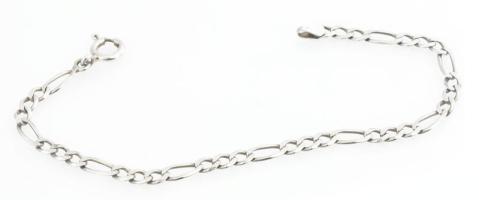 Ezüst(Ag) figaro karkötő, jelzett, h: 19 cm, nettó: 4 g