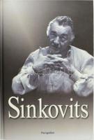 Sütő András-Cenner MIhály-Gervai András-Bóta Gábor: Sinkovits. Bp., 2001, Hungalibri Kiadó. Fekete-fehér és színes képekkel illusztrált. Kiadói kartonált kötés