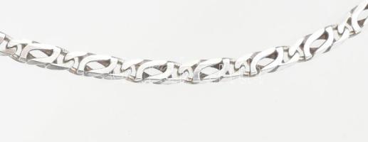 Ezüst(Ag) dupla szemes lapos, fonott kígyó nyaklánc, jelzett, h: 45 cm, nettó: 9,5 g