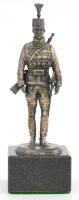 Demjén Imre (1937-): Honvéd huszár. Öntött ezüst (Ag.), márvány talapzaton, jelzett, díszdobozban,
...