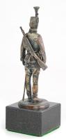 Demjén Imre (1937-): Honvéd huszár. Öntött ezüst (Ag.), márvány talapzaton, jelzett, díszdobozban,
...