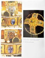 Tóth Endre - Szelényi Károly: A Magyar szent korona. Királyok és koronázások. Bp., 2000, Kossuth. Má...