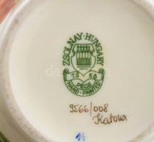 Zsolnay virág mintás porcelán váza. Kézzel festett, jelzett (Katona), kis kopással m 18 cm