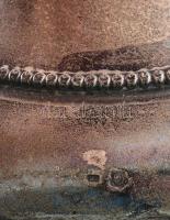 Antik kétrétegű tejüveg kínáló, ezüst (Ag) talpazattal, jelzett, hibátlan, d: 29,5 cm, m: 23 cm