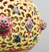 cca 1881, Zsolnay áttört mintás duplafalú díszedény. Gazdag áttört mintával díszített, sárkányt form...