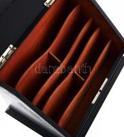 Puttós díszítéssel fa irattartó doboz, kopással, kulcs nélkül, 28x19x21 cm