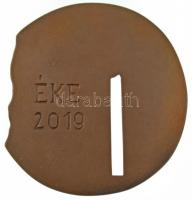 Karizs János (1956-) 2019. "Átjáró" bronz ÉKE tagsági érem, hátoldalán "É.K.E. (Éremk...