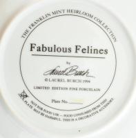 Laurel Burch által tevezett macskák mintás dísztányér, jelzett, hibátlan, d: 21 cm