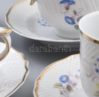 Hollóházi Hajnalka 20 darabos mokkás és kávés csésze alátéttel tétel: 4 darab kávés csésze alátéttel...
