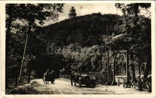 1944 Budapest XII. Jánoshegy, Erzsébet kilátó, Erber János erdész vendéglője, automobil, lovaskocsi (lyuk / pinhole)