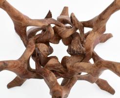 Kinyitható asztal, faragott fa, egy darabból, egy részen sérült, de így is stabil m: 39cm, d: 45 cm