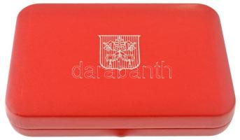 Vatikán 2015. 1c-20E (9xklf) forgalmi sor eredeti műbőr dísztokban, tanúsítvánnyal, benne 2015. 20E ...