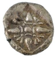 Ókori Görögország / Iónia / Milétosz Kr.e. ~525-475. Diobolus Ag (1,07g) T:AU Ancient Greece / Ionia / Miletos ~525-475 BC Diobol Ag (1,07g) C:AU