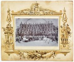 cca 1910 K.u.k. katonák csoportképe, kartonra kasírozott fotó, kissé sérült karton, 15×23 cm