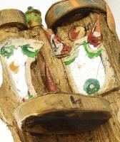 Bada Dada (Bada Tibor, 1963-2006): Agancsos alak (cím nélkül). Applikációk, festett fa. Jelzés nélkü...