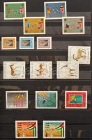 Jordánia és Jemen sorozatok 8 lapos A/4 berakóban (Mi EUR 356.-)