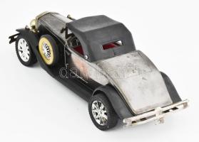 Rolls-Royce rádiós makettautó, made in Hong Kong, műanyag, működik, h: 25 cm