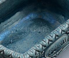 Zsolnay bélyeghenger. XIX. sz., oldalán jelzett: ZSOLNAY felirat. Kis kopással, 9,5x6x6 cm