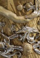 Villeroy & Boch, XIX. sz., judaika ivókorsó, platina mázas fajansz, tetején Dávid-csillag ábrázo...