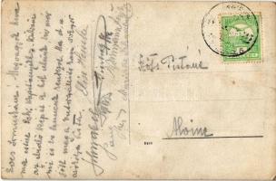 Ismeretlen település, szoba belső. photo (fa)