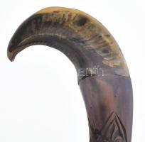 Díszkard, acél pengével, faragott fa hüvellyel, kosszarv végű fa markolattal. A pengén AGS jelzéssel...