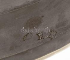 1768-1774, francia, Julien Alaterre, feltehetően Párizs, aranyozott ezüst (Ag) tubákos szelence. Jel...