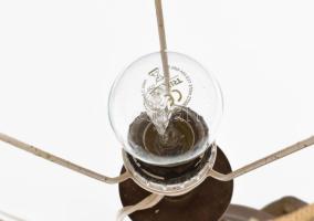 Masszív bronz asztali lámpa, hattyú díszes, jó állapotú modern búrával .70 cm