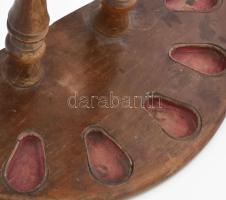 Antik pipatórium 6 db szépen faragott tajtékpipával. A piőpatórium falra akasztható. A pipák jó álla...